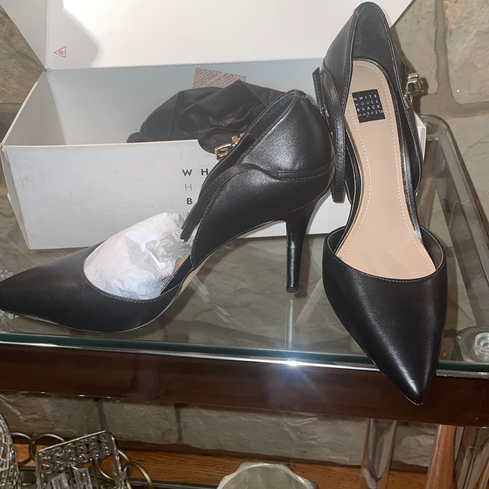 WhiteHouse Black Market Shoes